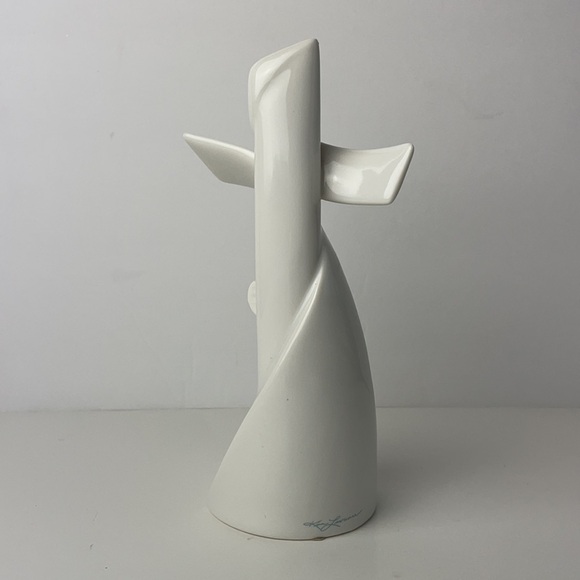 Circle if Love Sculptural Figurine 2010 Bless This Day - Picture 4 of 11